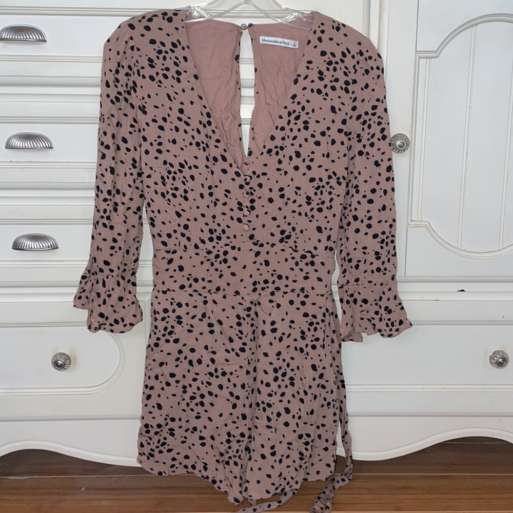 Never worn Abercrombie & Fitch romper